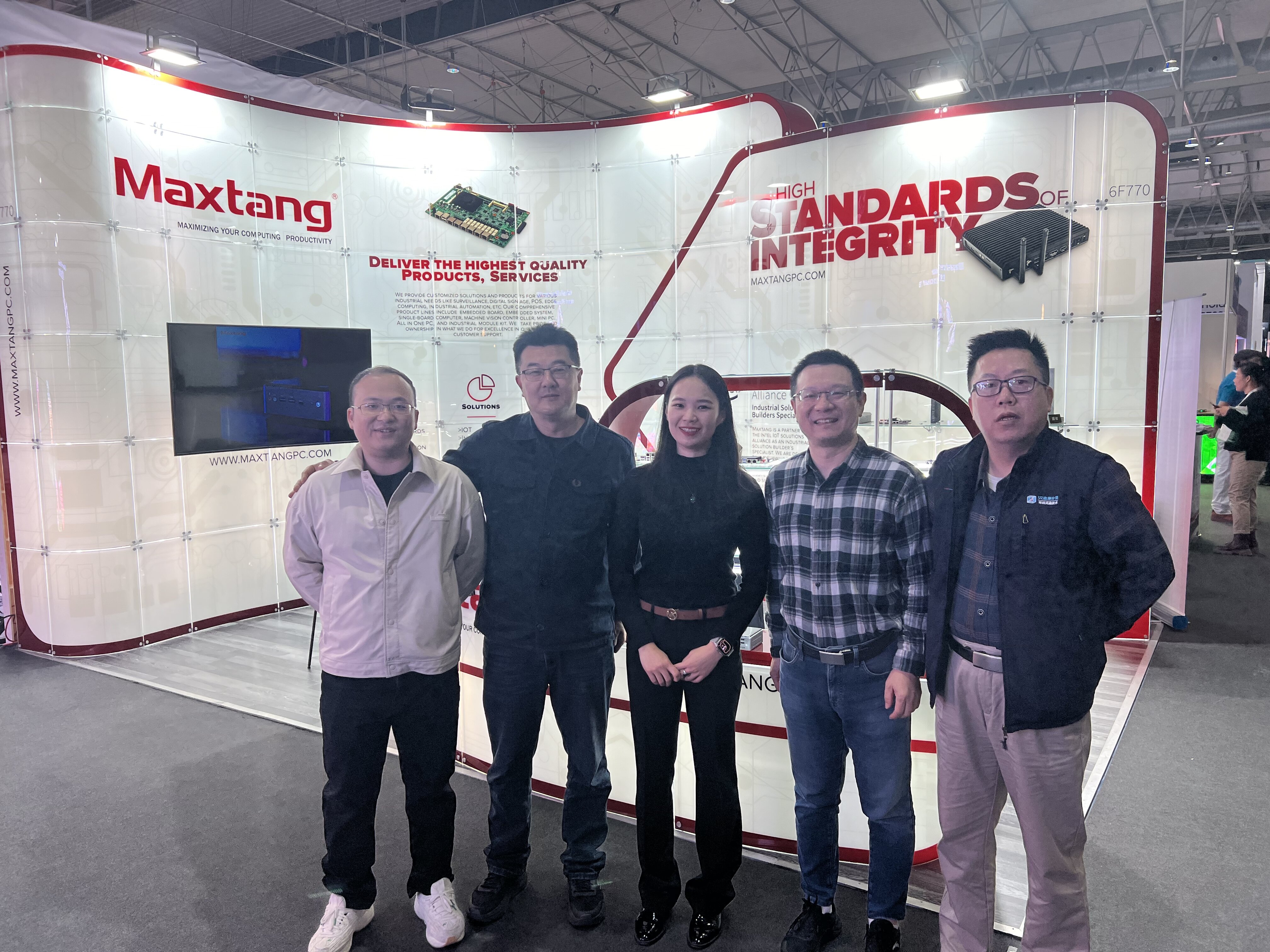 星空官方端网站登录入口-星空(中国)
参加2024年CES国际消费电子展